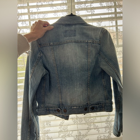 Levi’s 100% Cotton Vintage Fit Denim Trucker Jacket - Picture 7 of 9